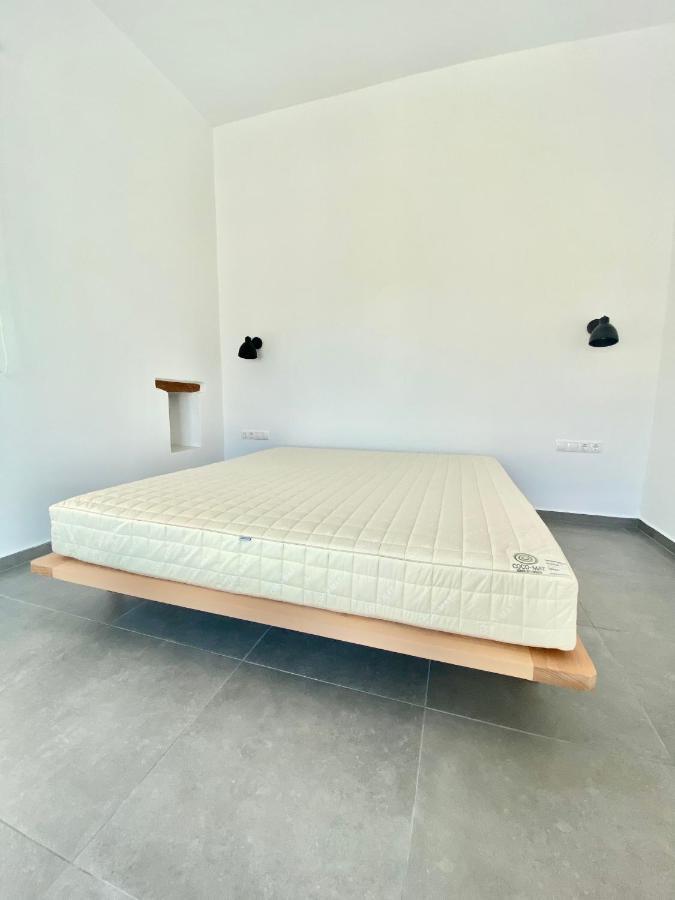 Lefko Apartments Тавронитис Экстерьер фото